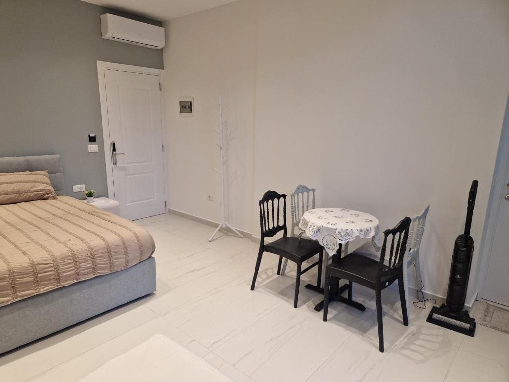 ELOFIRA RoomS - View 7
