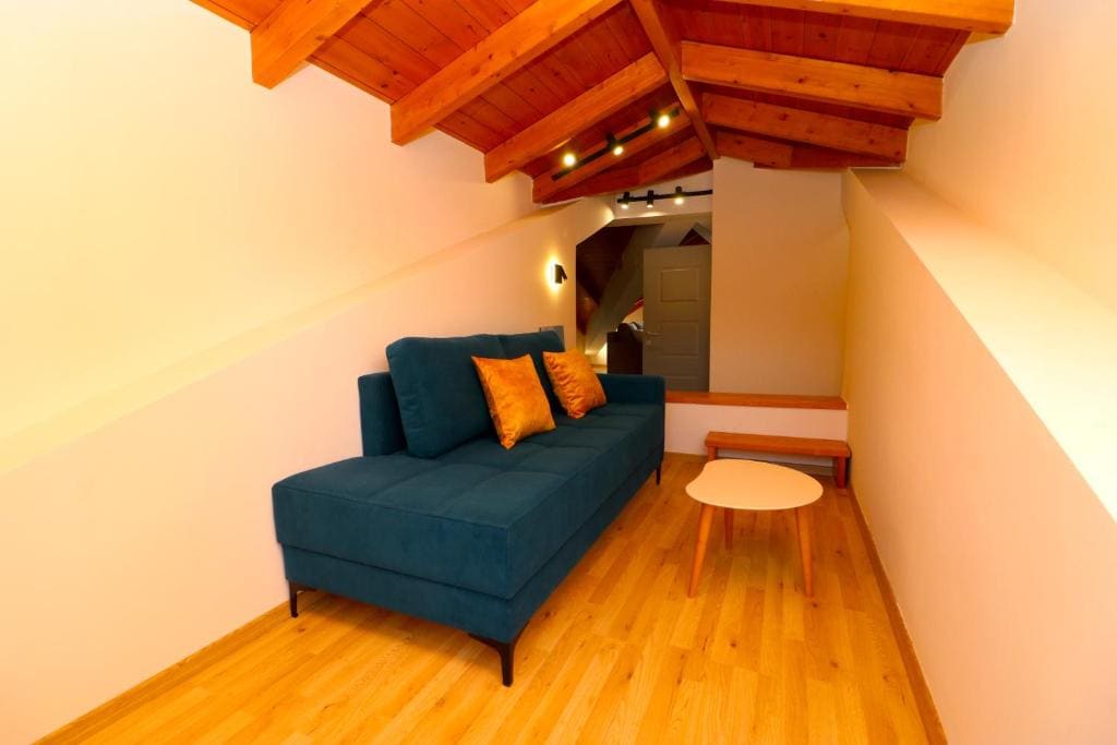 Fegi Rooms - View 5
