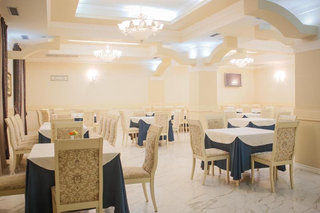 Grand Hotel - View 4