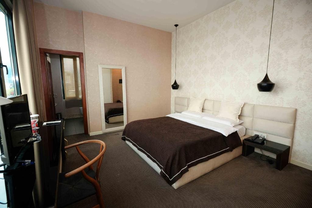 La Bohème Hotel - View 7