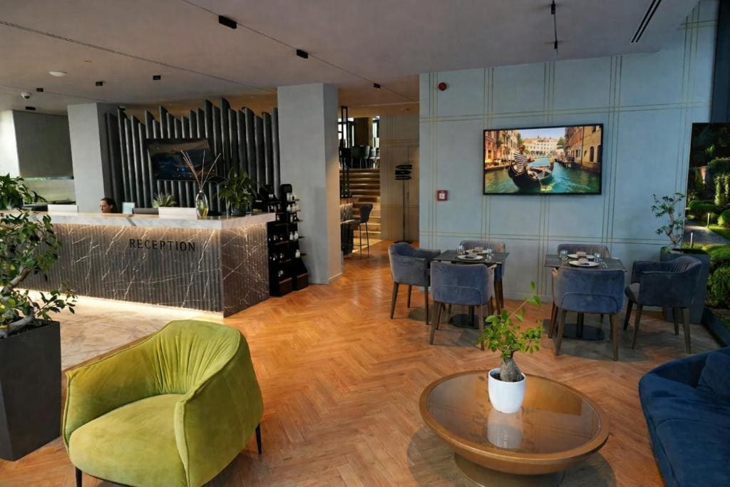 Moncafe Boutique Hotel & SPA Tirana - View 4