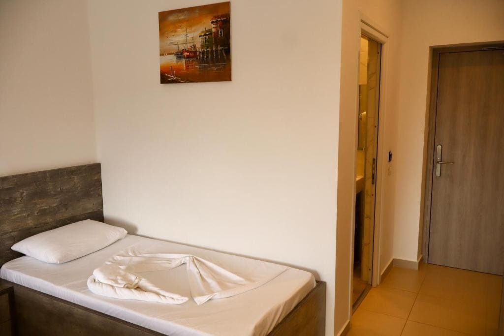 Mucobega Hotel 2 - View 3