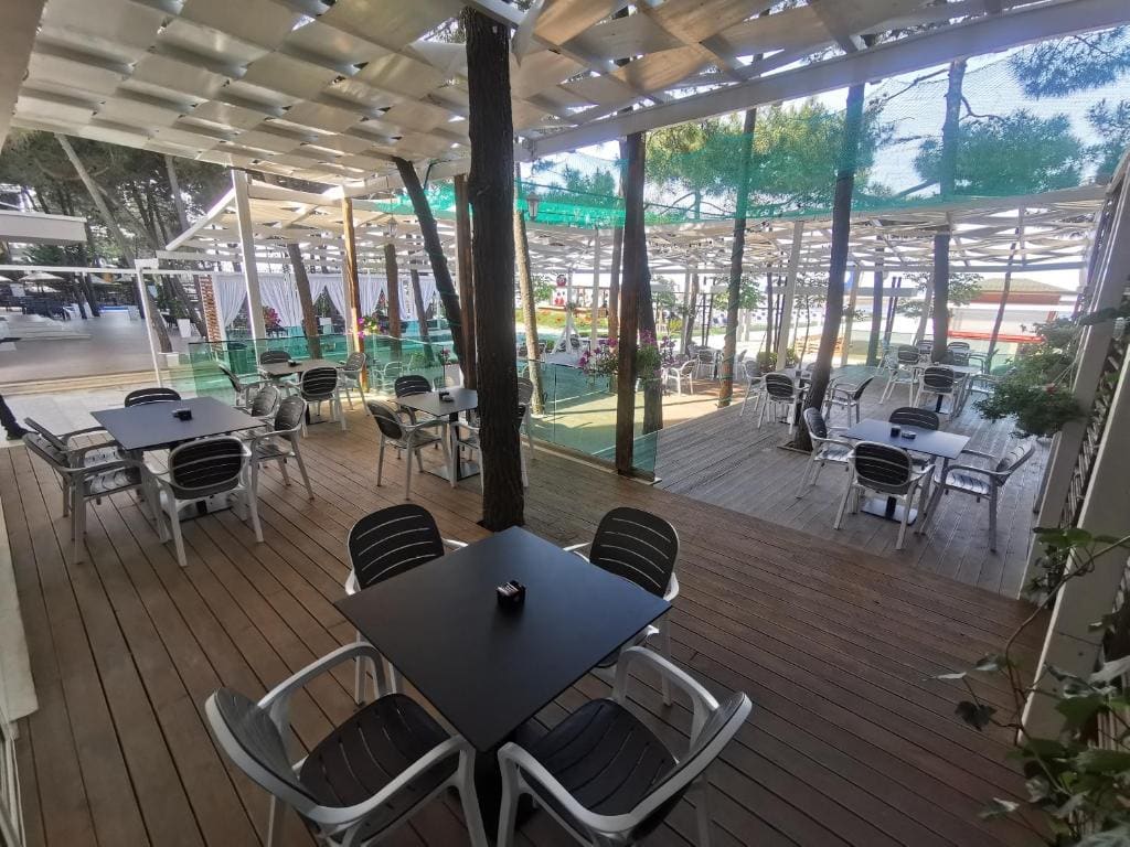 New Akileda Beach Hotel - View 6