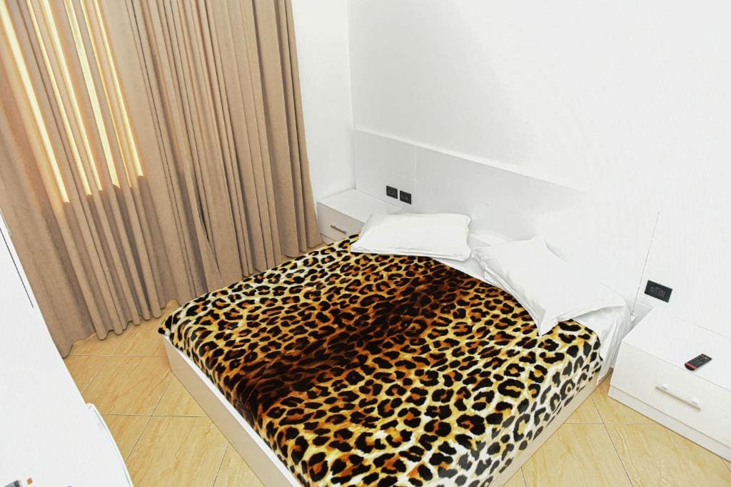Hotel Tomorri - View 6