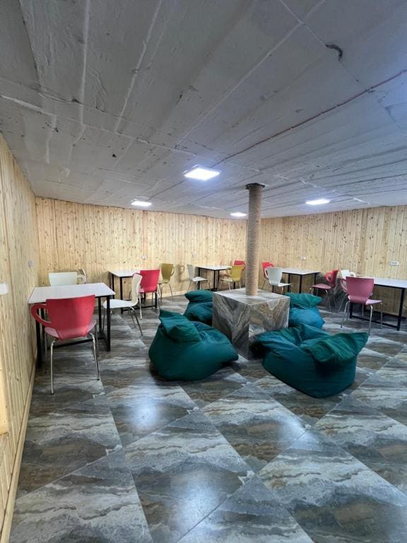 Nuryan Garden Hostel - Main view