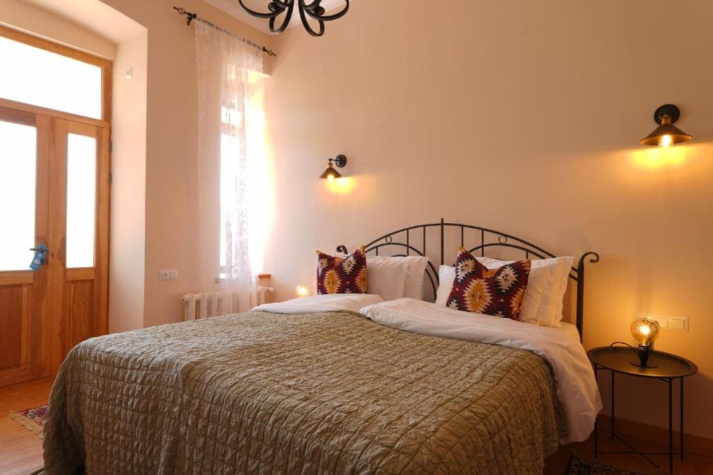 Toon Armeni Guest House - View 3