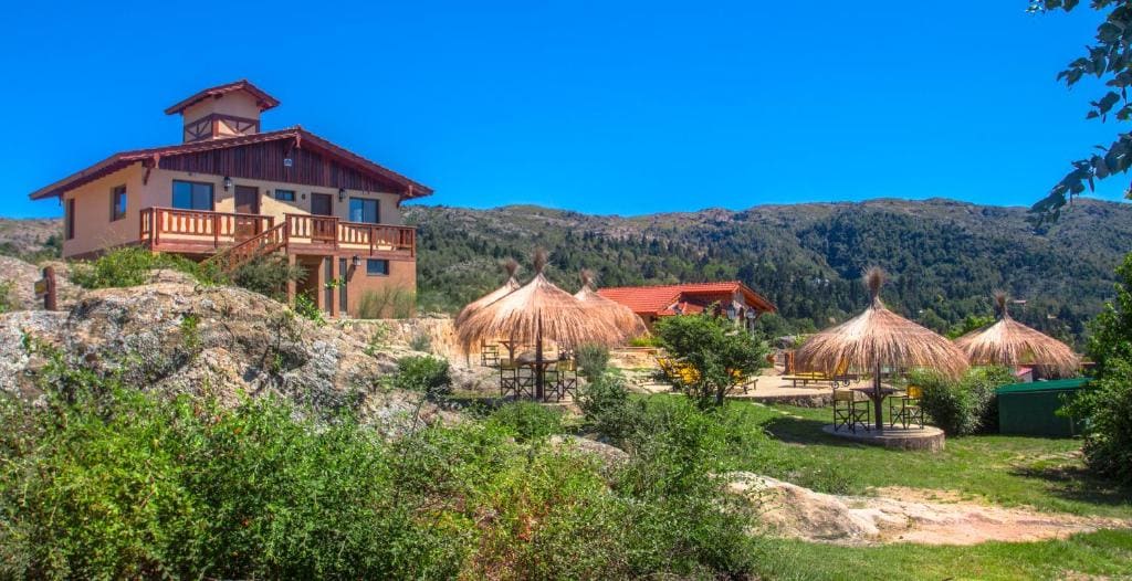 Aires Serranos - Suites - Main view