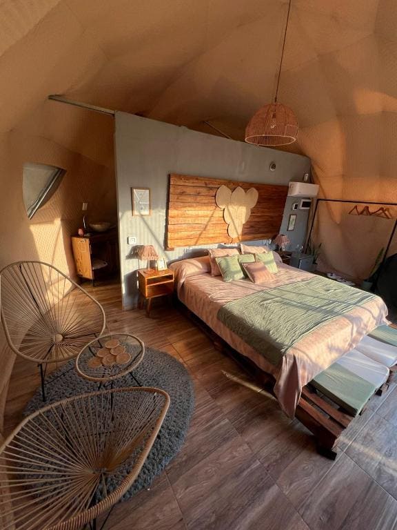 Entre racimos, glamping entre viñedos en bodega - View 7