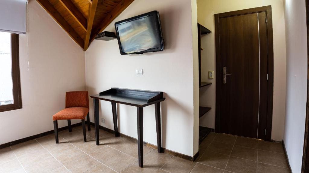 Hotel Poincenot - View 2