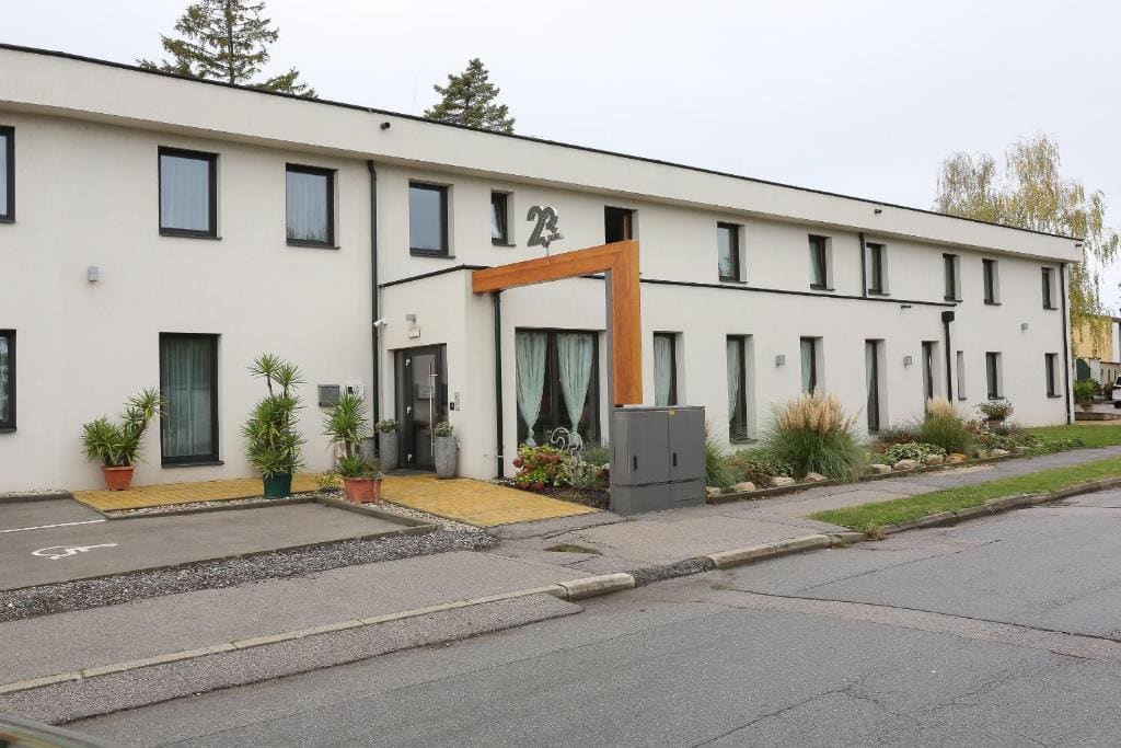 23-hotel - Main view