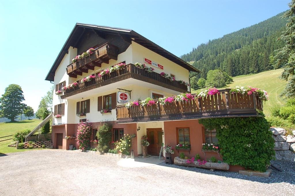 Alpengasthof Grobbauer - View 4