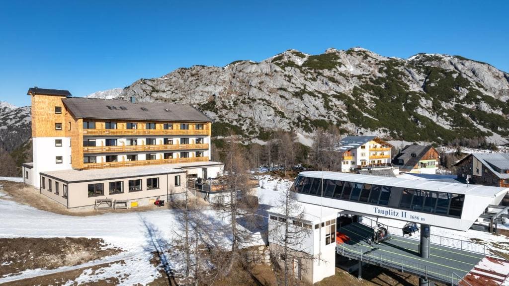 Hotel Berghof Tauplitzalm - View 2