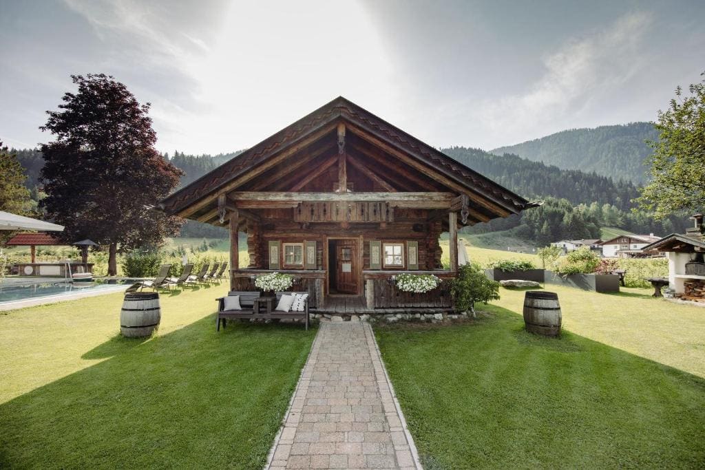 Hotel loj - our kind of place - Main view