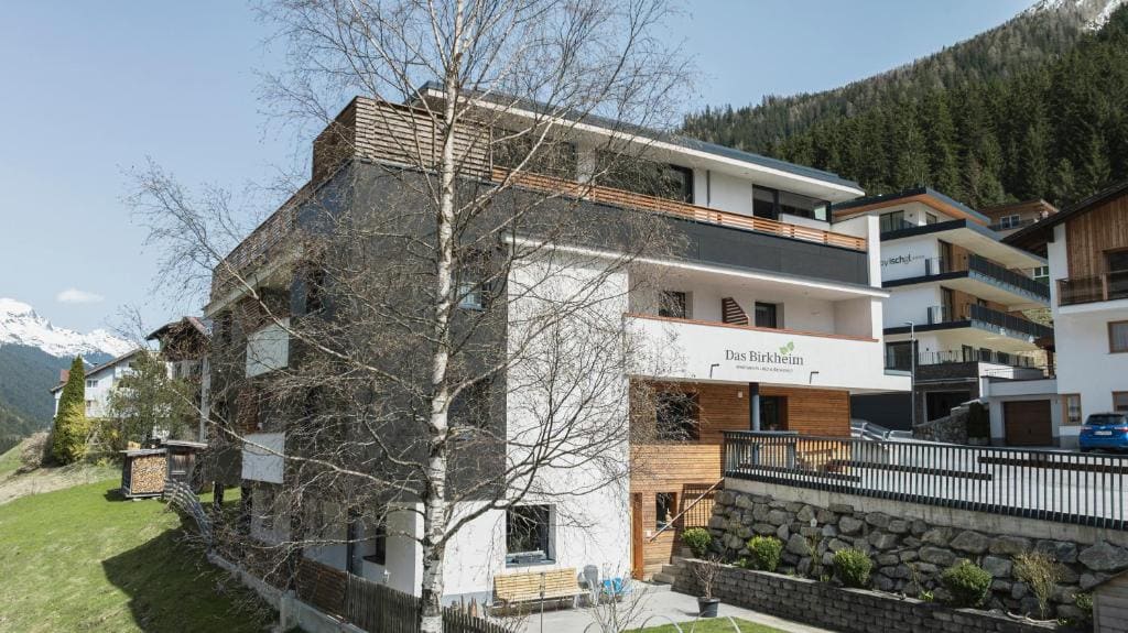 Birkheim - View 3