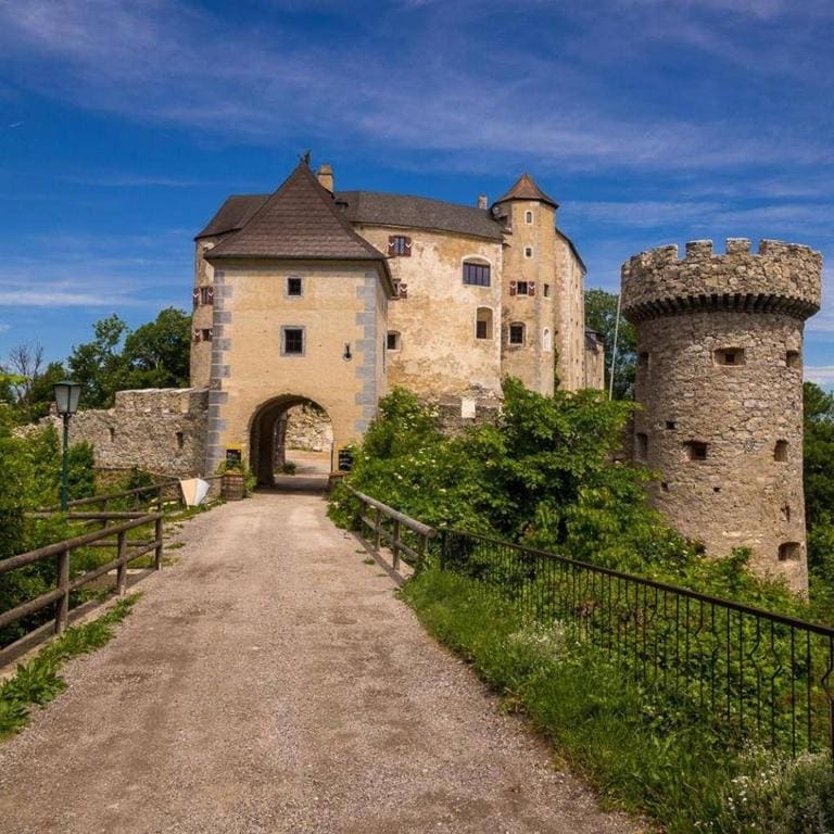 Burg Plankenstein - Main view
