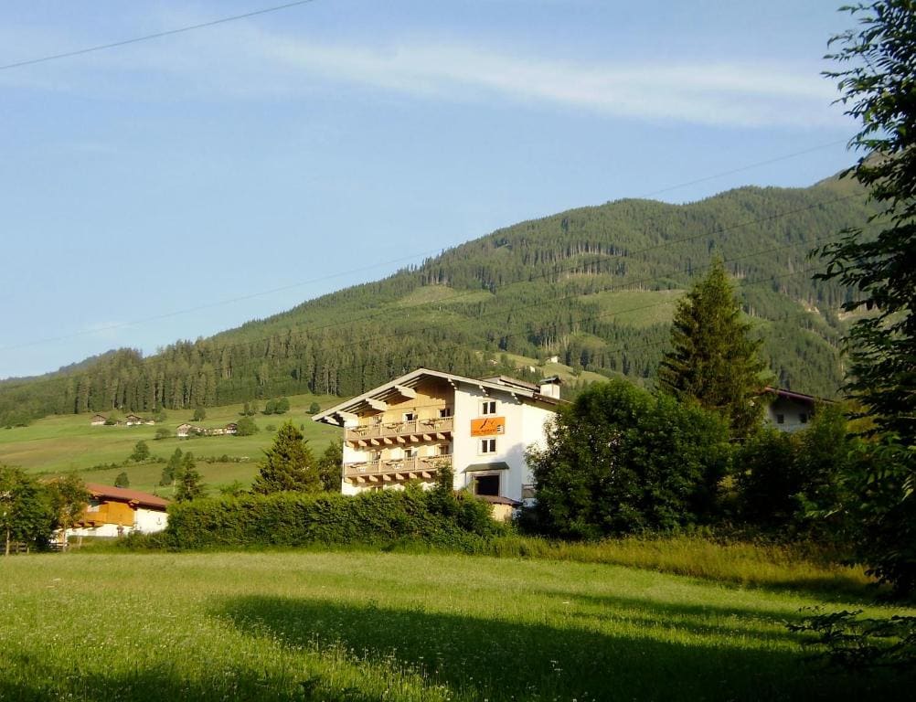 Casa Montana - View 2
