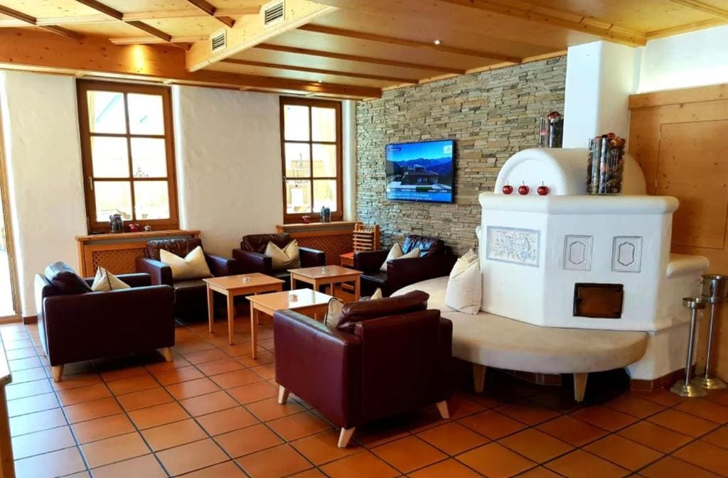 Hotel in the HEART of the Alps - View 7