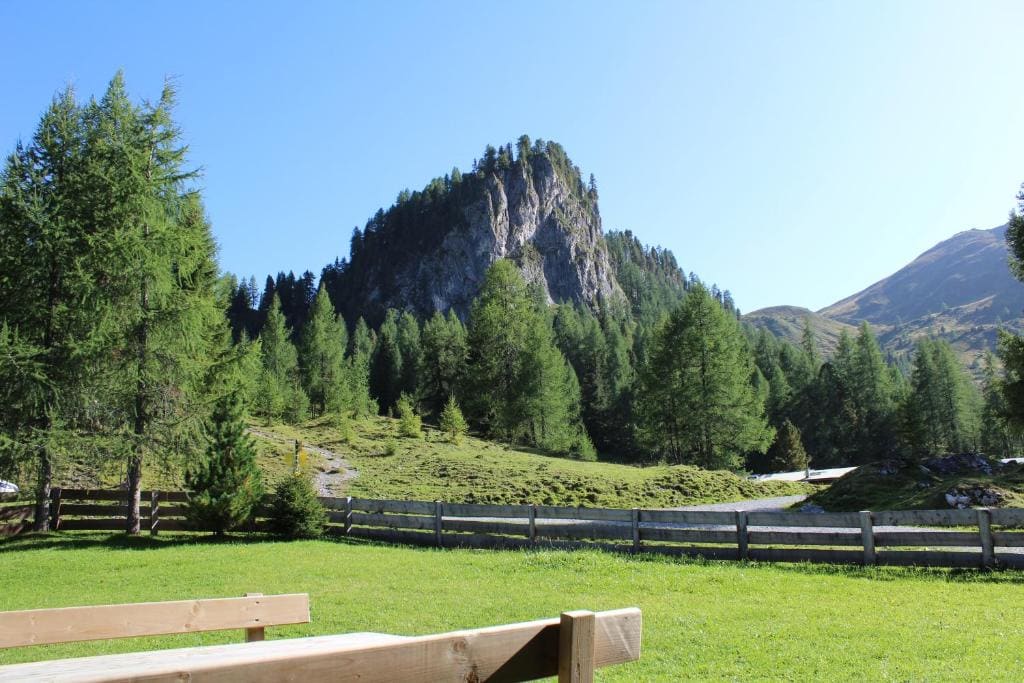 Draugstein - Hütte - Main view