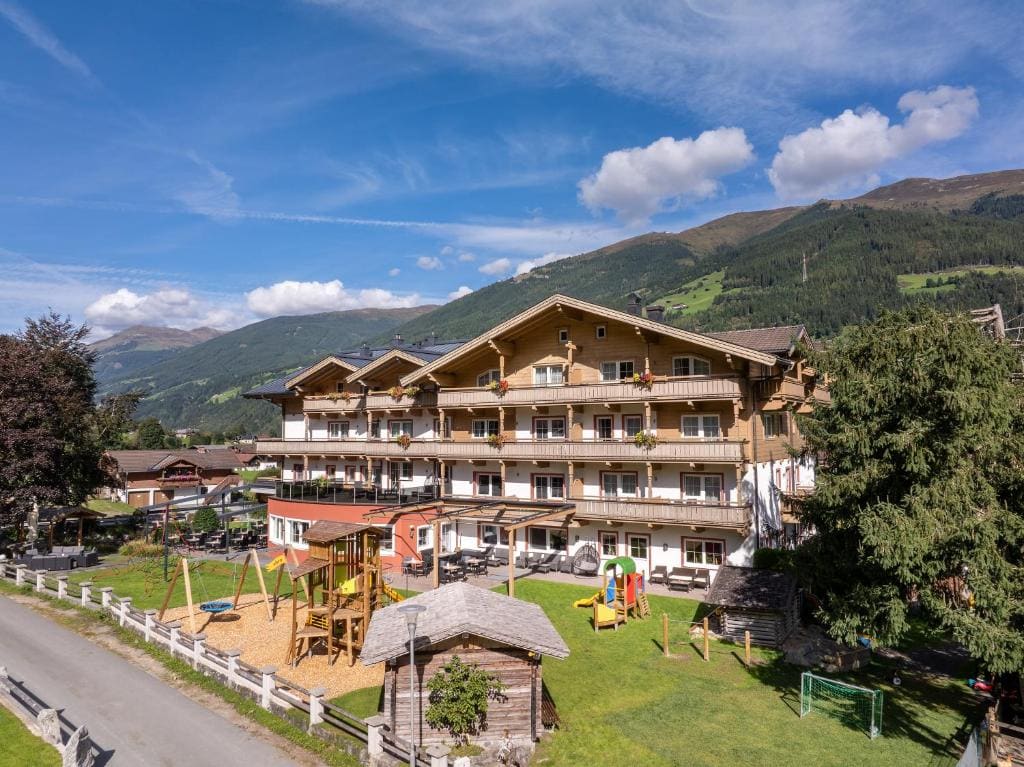 Hotel Grundlhof - View 7