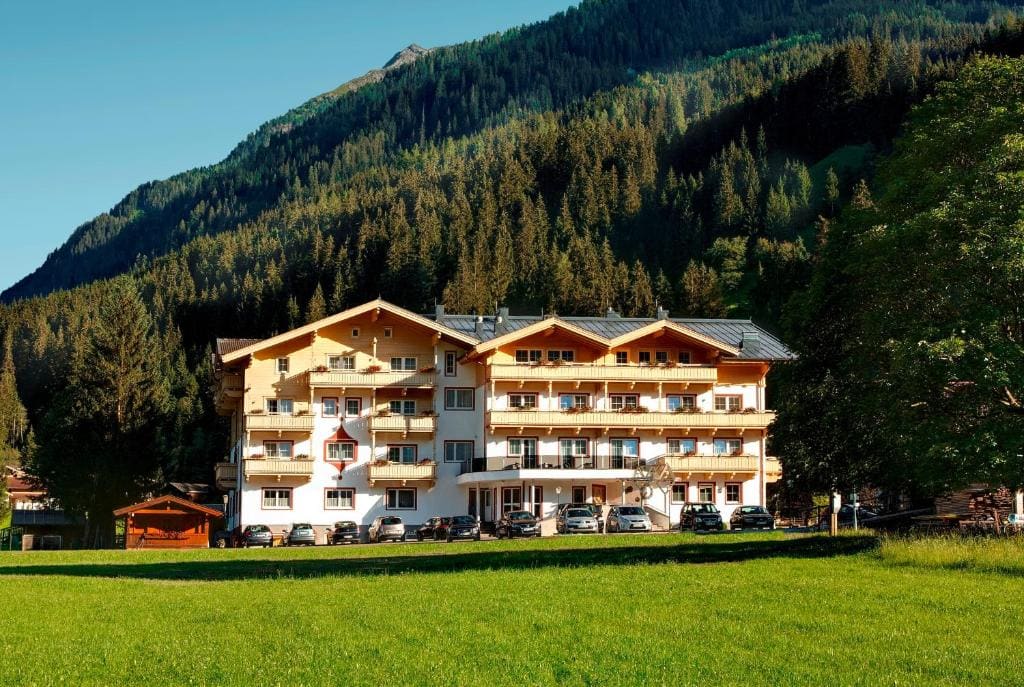 Hotel Grundlhof - View 4