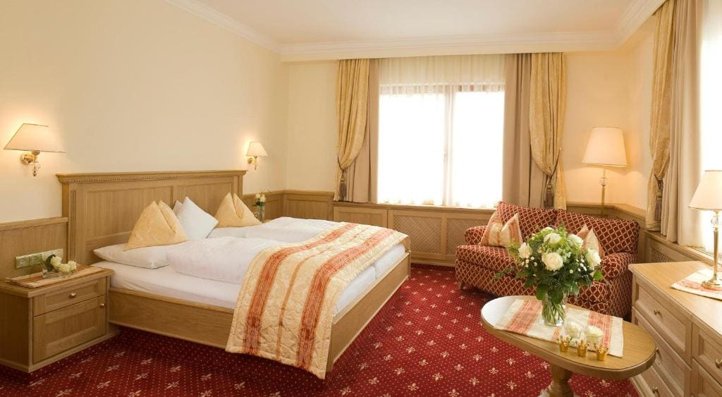 Gartenhotel Maria Theresia - View 2