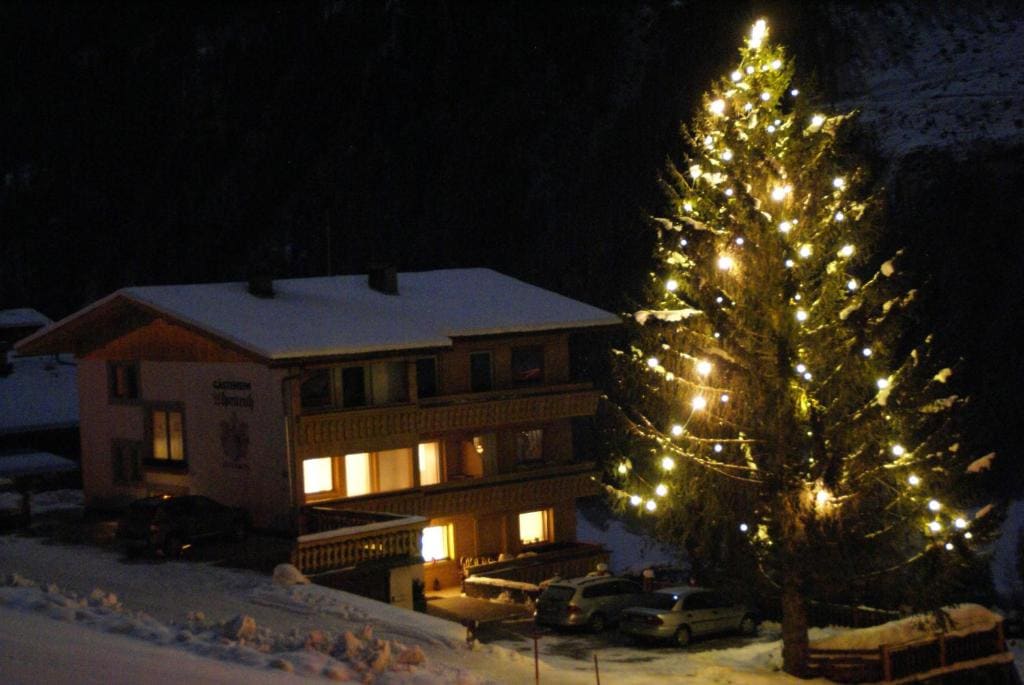 Gastehaus Alpenruh - View 5
