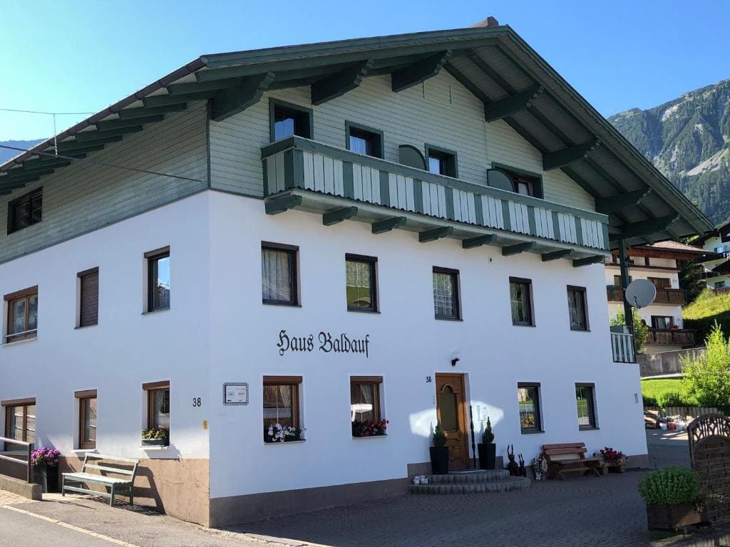 Gästehaus Baldauf - View 2