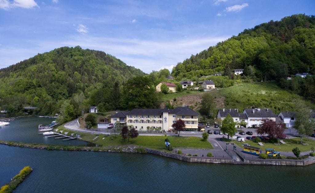 Gasthof - Landhotel Ernst - Main view