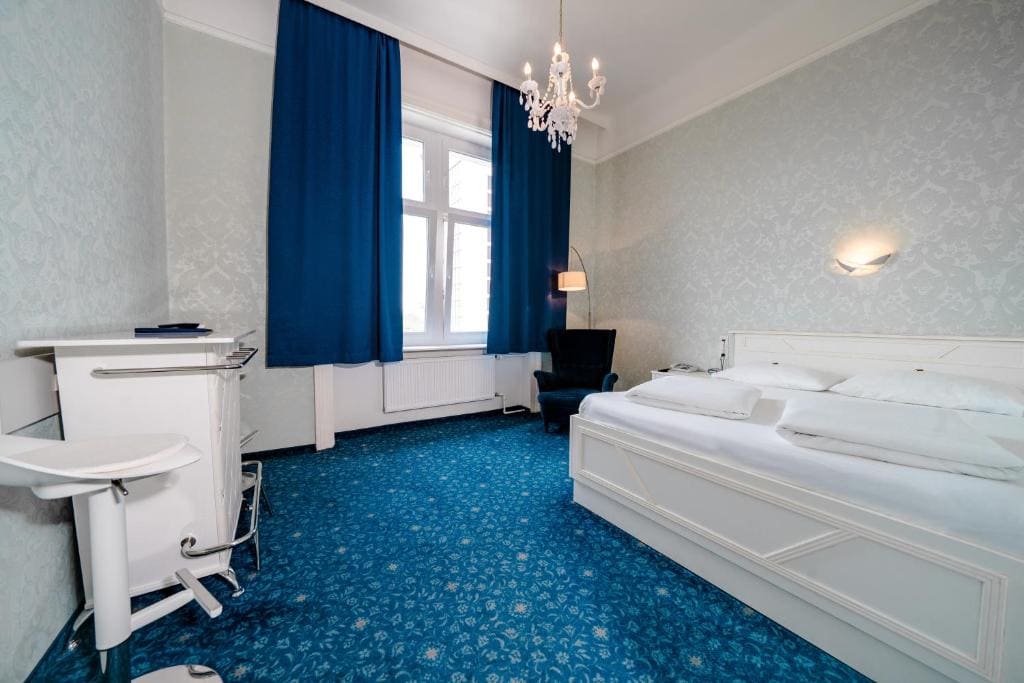 Hotel Goldene Spinne - View 6