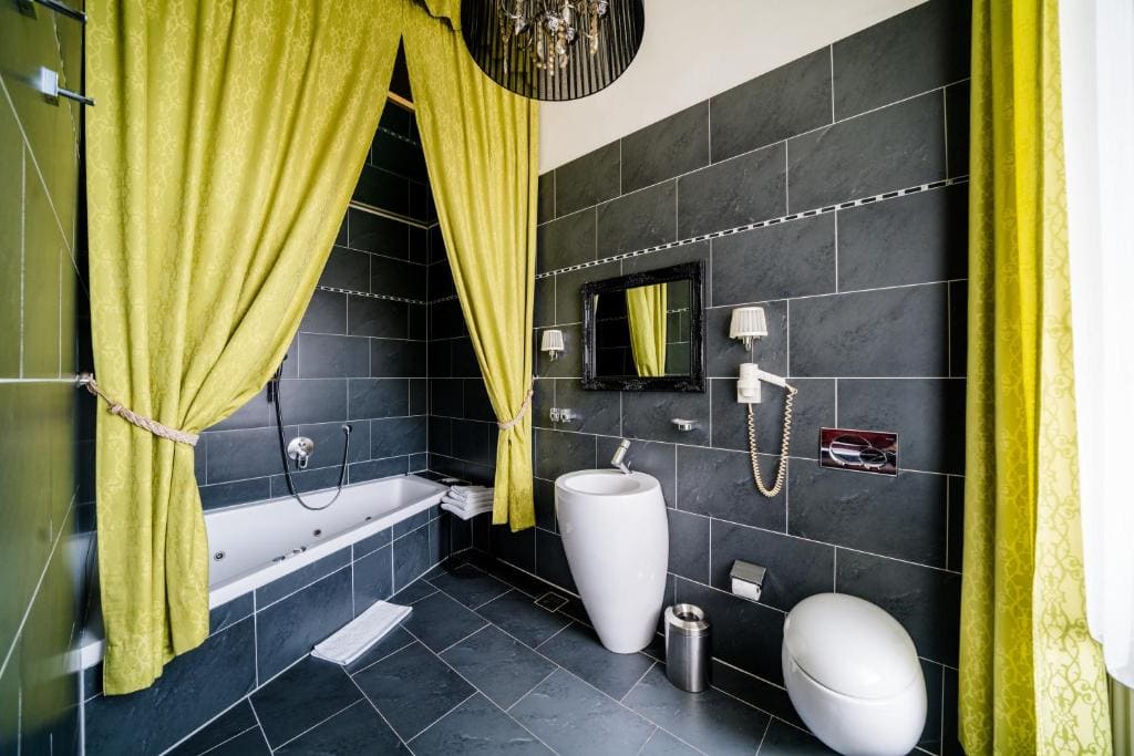 Hotel Goldene Spinne - View 5