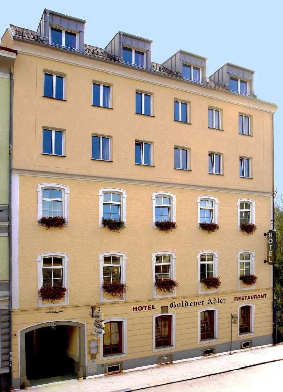 Hotel Goldener Adler - Main view