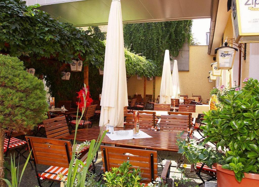 Hotel Goldener Adler - View 3