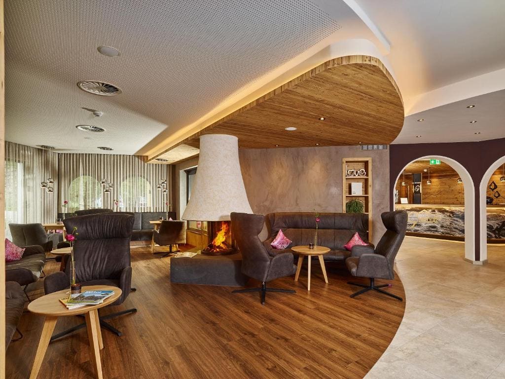 Hotel Gundolf - View 4
