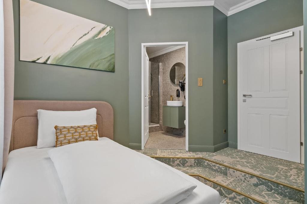 HOME1 - Lumes Boutique Hotel - View 5