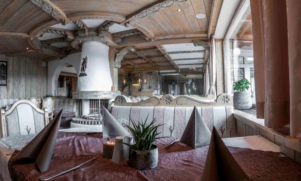 Hotel Montana - View 4
