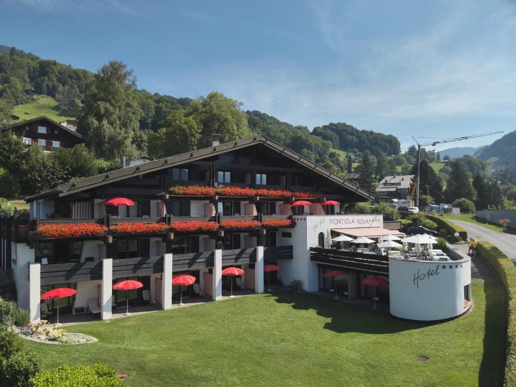 Hotel Montjola Nova - Main view