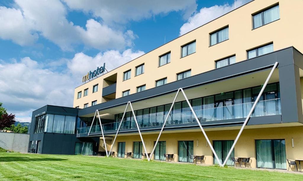 MT Hotel - Main view