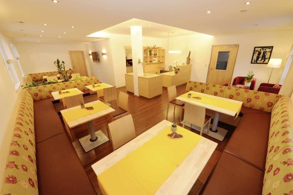 Valbella Bed & Breakfast - View 2