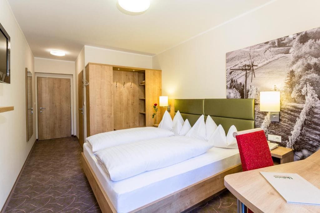 Urdlwirt - Hotel & Restaurant - View 2