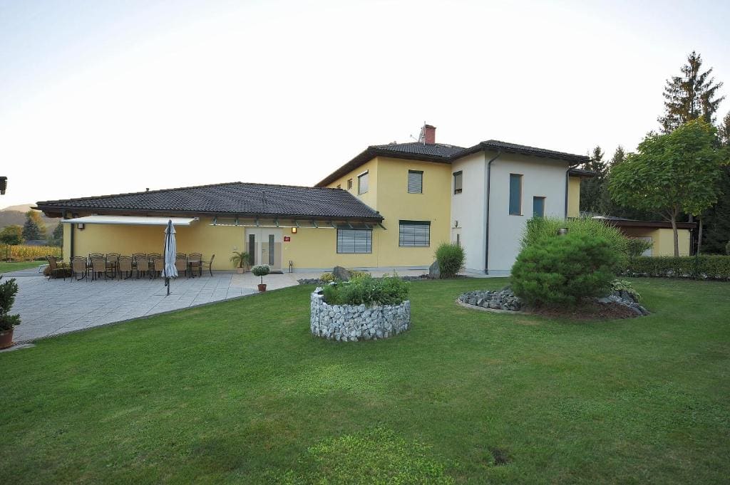 Wellness Pension Waldhof - Main view