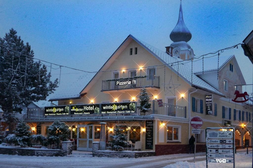 Hotel Wintergarten - View 2
