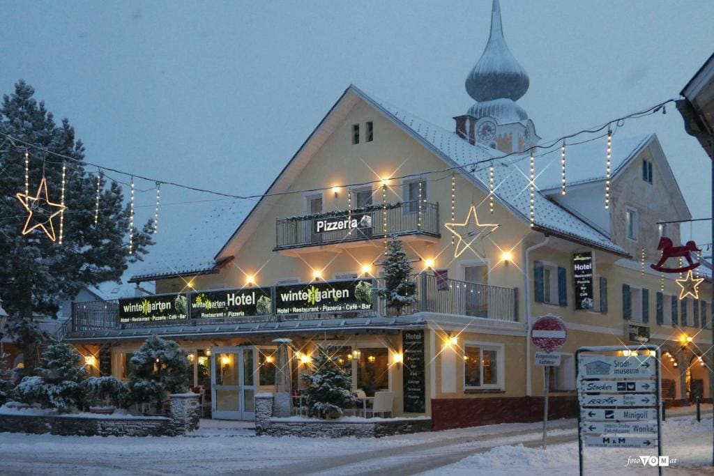 Hotel Wintergarten - Main view