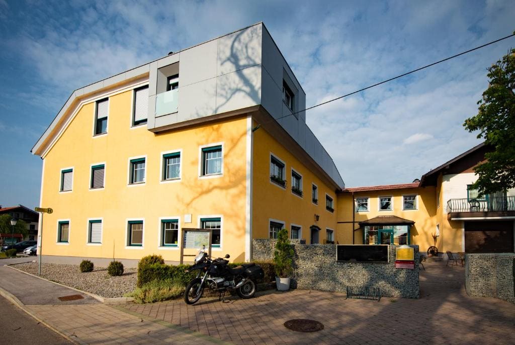 Hotel Wirt Weissau - Main view