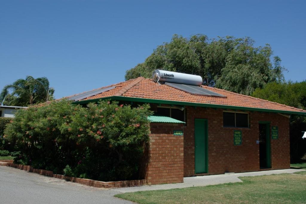 Acclaim Kingsway Tourist Park - Main view