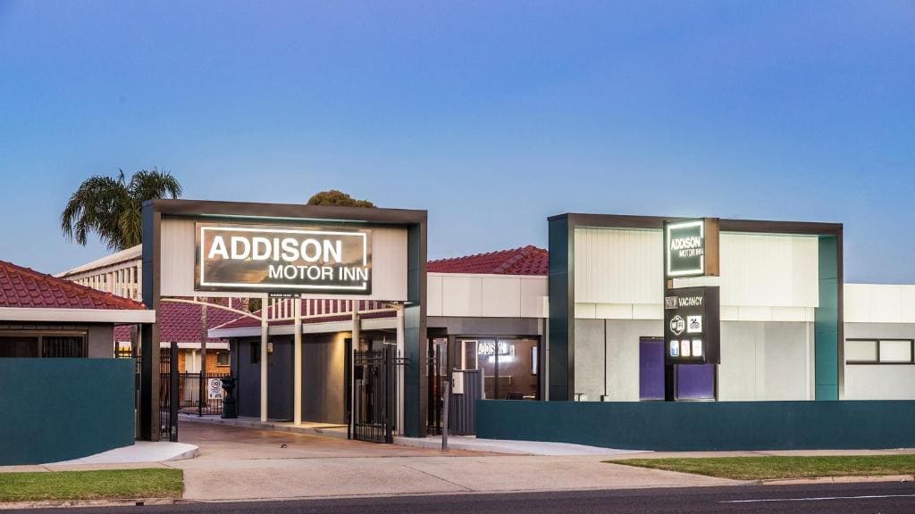 Addison Motor Inn - Main view