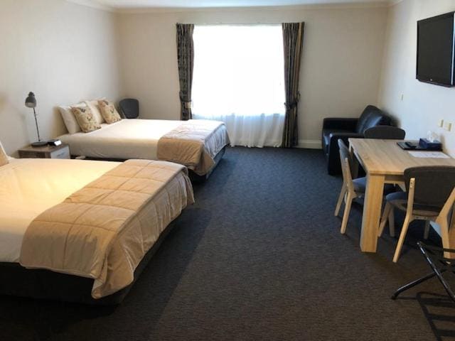 Ashmont Motel and Apartments - View 6