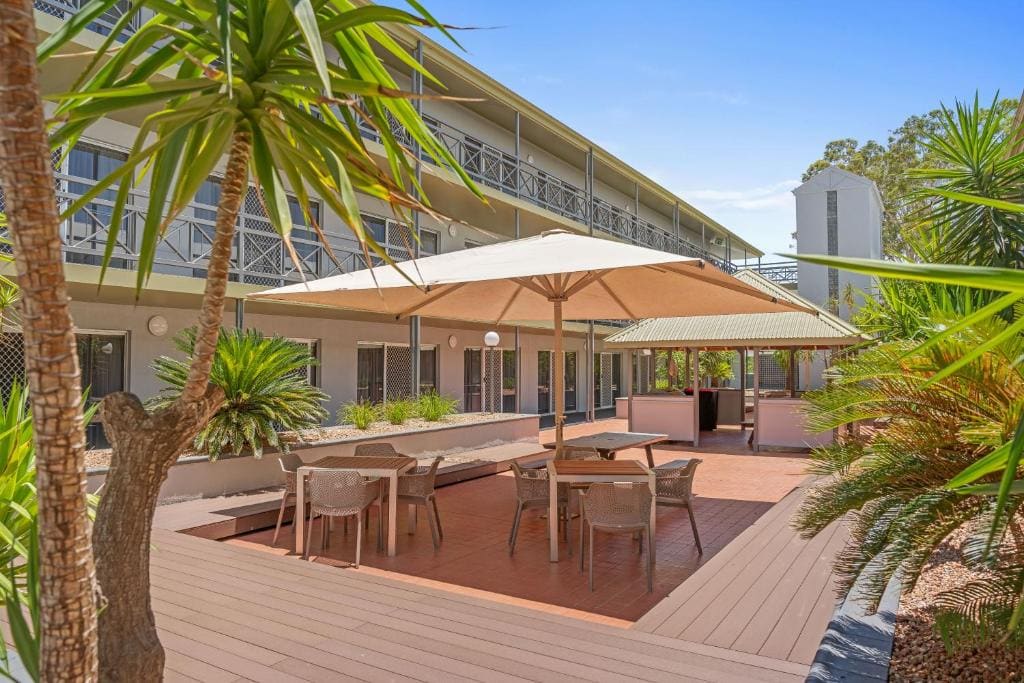 Stay at Alice Springs Hotel - View 6