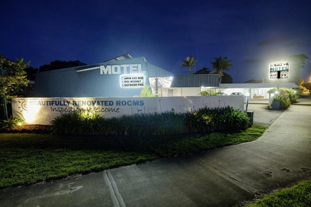 Bali Hi Motel - Main view