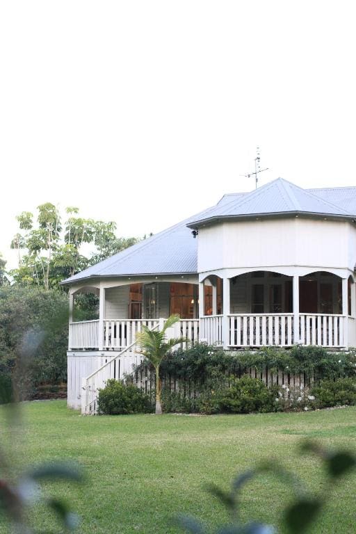 Bangalow Guesthouse - Main view