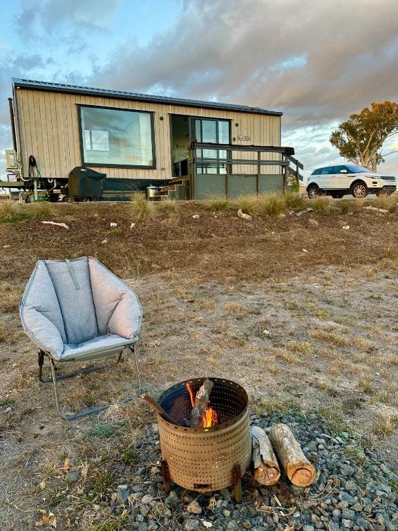 Self-contained tiny home on acreage - 16 Belleview Dr - Vista 2